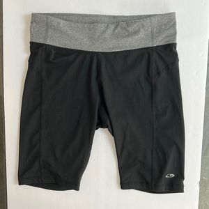 Champion Duodry black biker shorts with wide gray waistband Size Medium